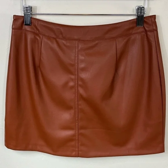 Lulu’s NWT Most Fab Vegan Leather Button-Front Lined Mini Skirt Clay Brown Sz L - Picture 8 of 15